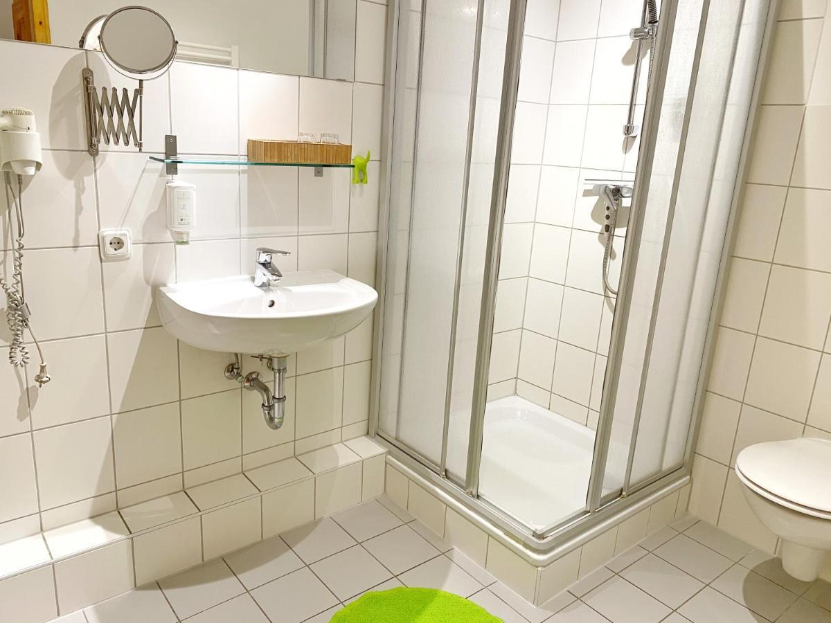 Sassnitz - Seaside Appartements Seaside Appartements, "Green" Esterno foto
